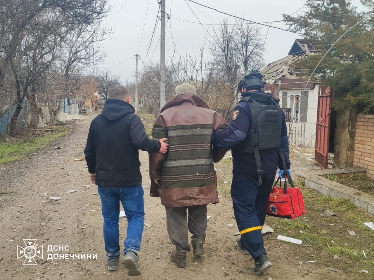 Зображення посту: Росіяни скинули дев’ять авіабомб по приватному сектору Дружківки