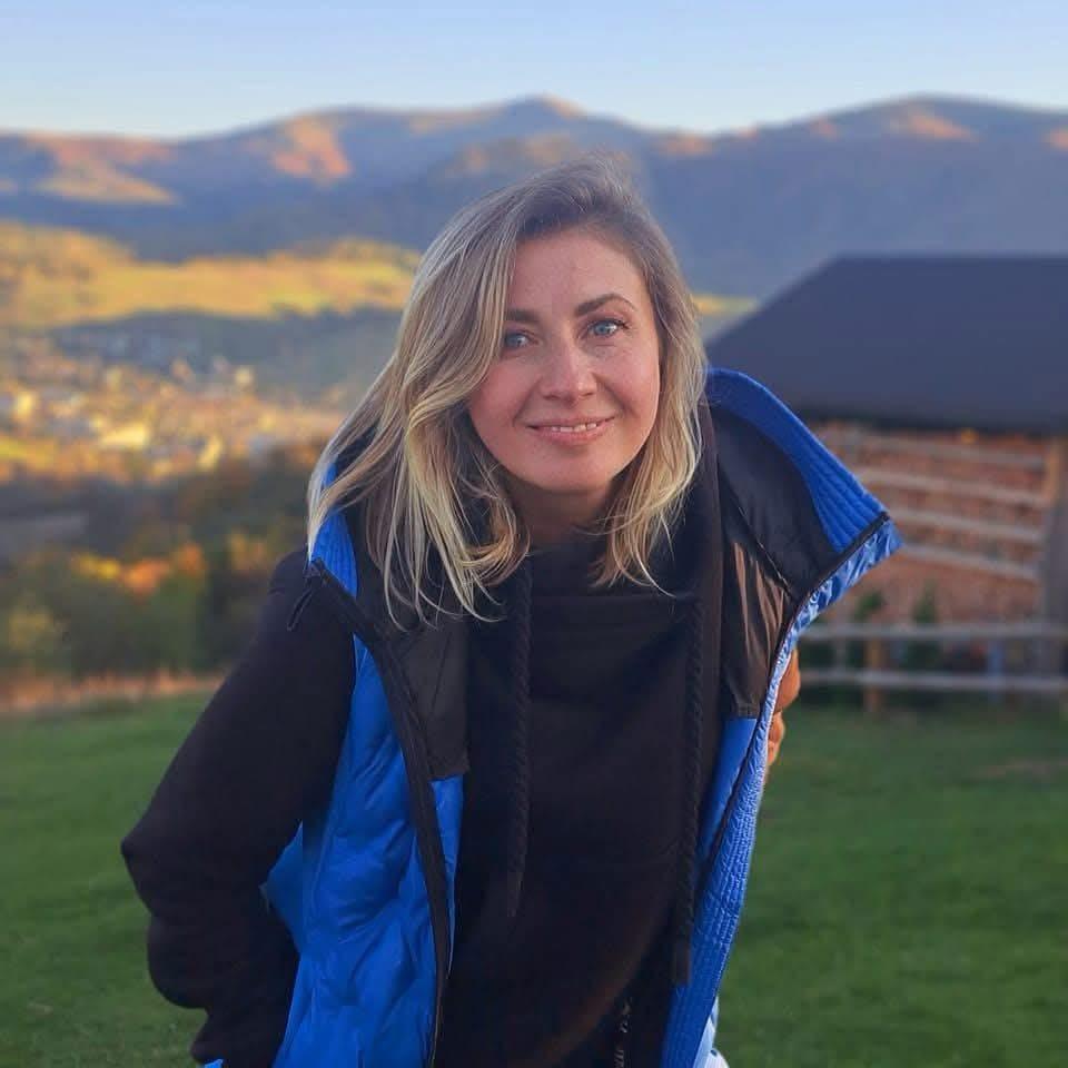 Зображення посту: Артистка маріупольського драмтеатру отримала звання Заслуженої артистки