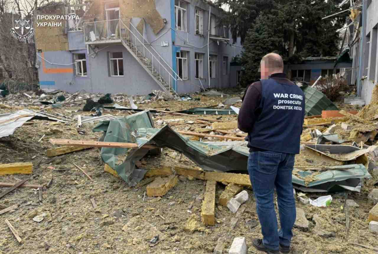 Зображення посту: Окупанти вдарили по Краматорську авіабомбами: 13 постраждалих залишаються у лікарнях