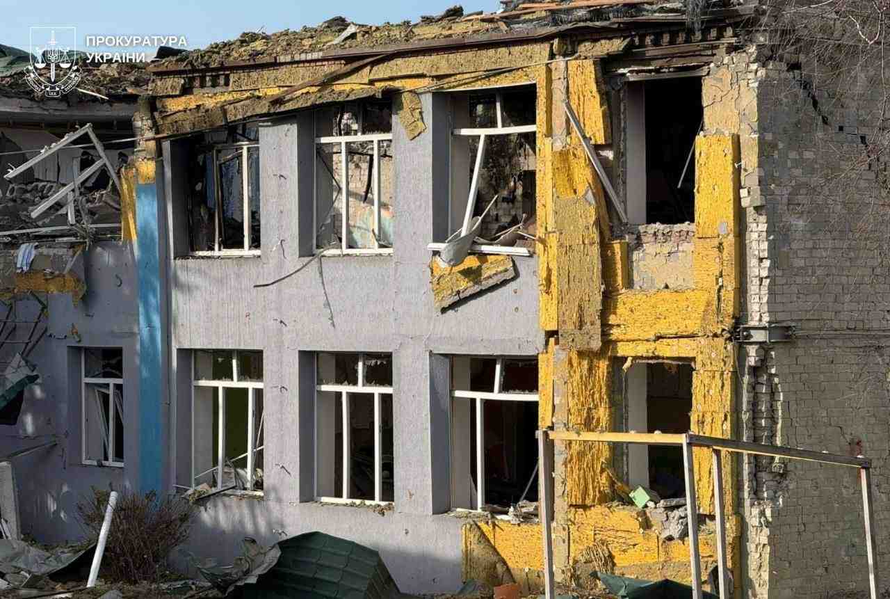 Стаття: Окупанти вдарили по Краматорську авіабомбами: 13 постраждалих залишаються у лікарнях