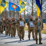 Зображення посту: Син задав вектор: мама полеглого захисника Маріуполя об’єднує родини