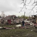 Зображення посту: Росія вдарила по центру Слов’янська півторатонною бомбою: щонайменше 20 будинків пошкоджені