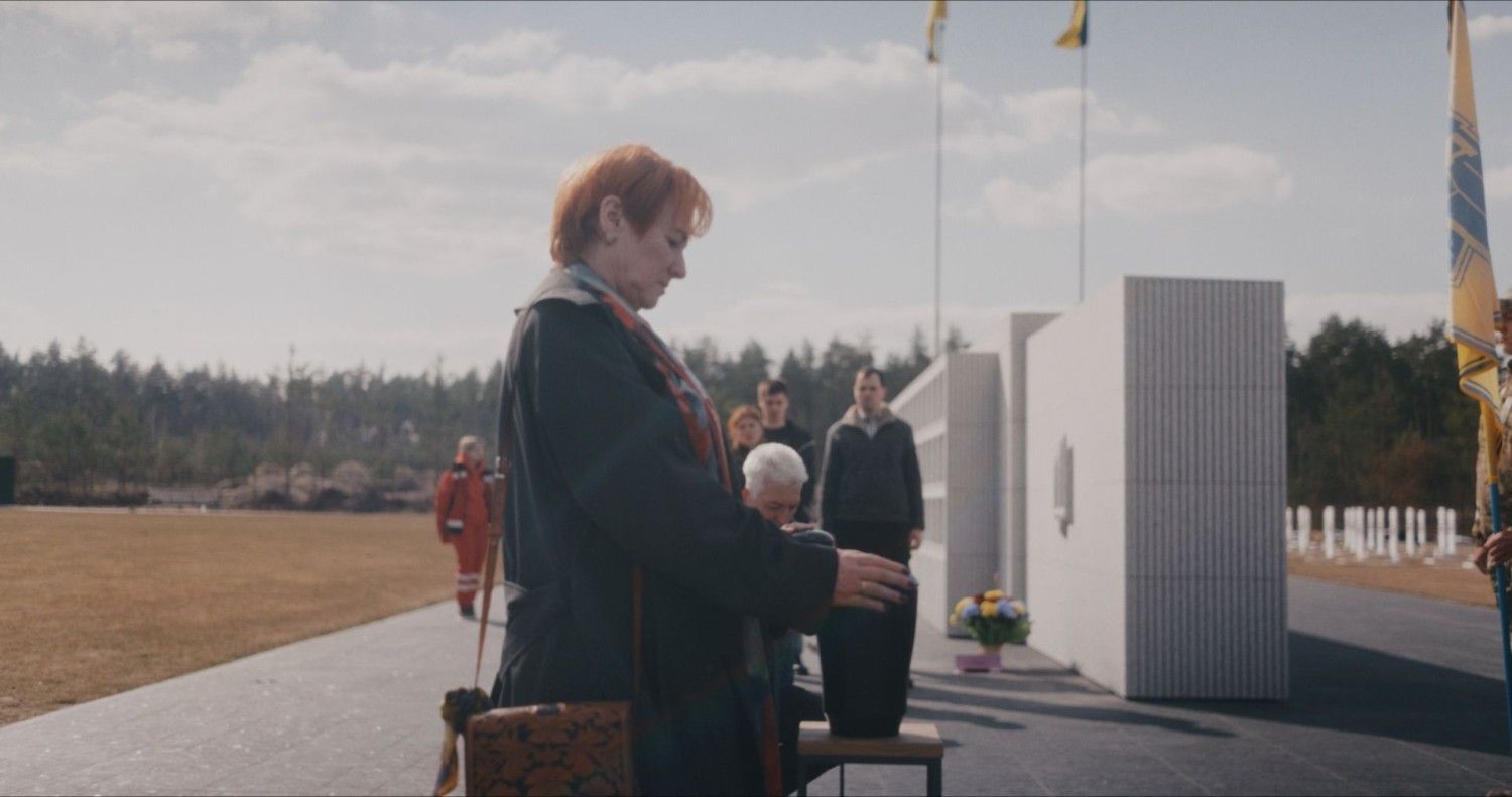 Зображення посту: Син задав вектор: мама полеглого захисника Маріуполя об’єднує родини