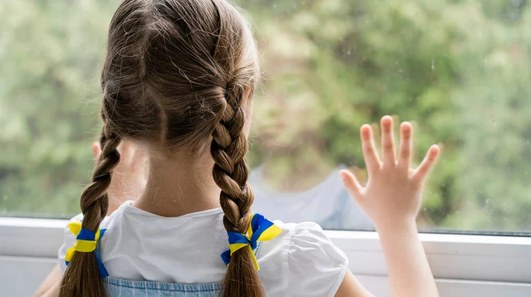 Стаття: Омбудсман заявив про незаконне усиновлення української дитини в Італії