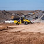 Зображення посту: У Маріуполі окупанти будують лінії електропередач для військової логістики