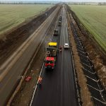 Зображення посту: У Маріуполі окупанти будують лінії електропередач для військової логістики