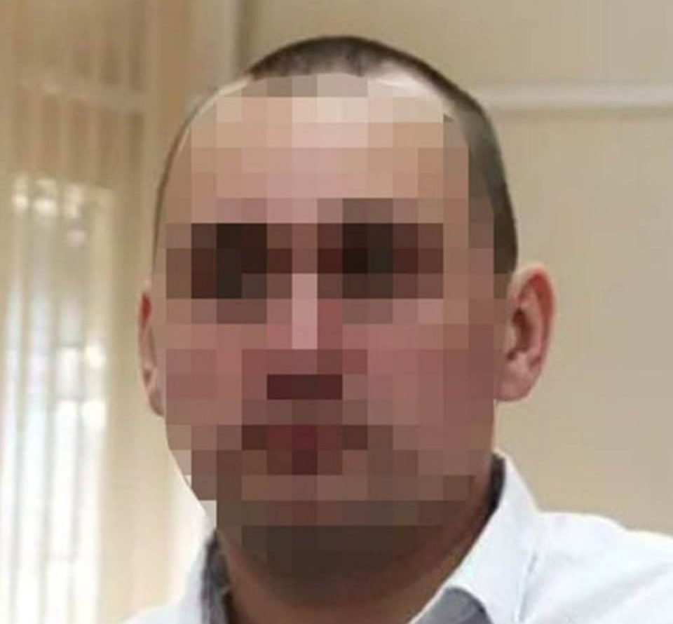 Стаття: Начальника СІЗО в Донецьку заочно судитимуть за знущання над цивільними