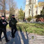 Зображення посту: На Донеччині Великдень відзначили у 61 храмі під охороною поліції та парамедиків