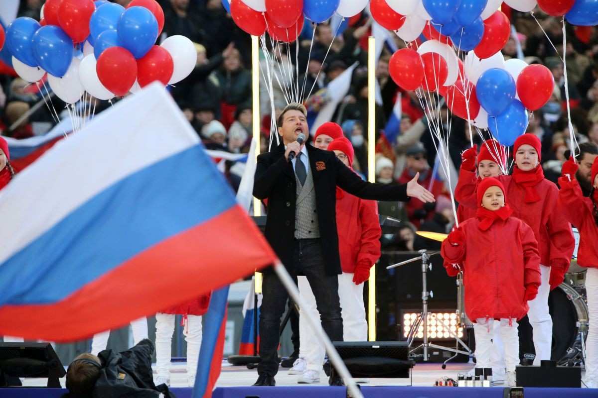 Стаття: Басков їздив на окупований Донбас із концертами