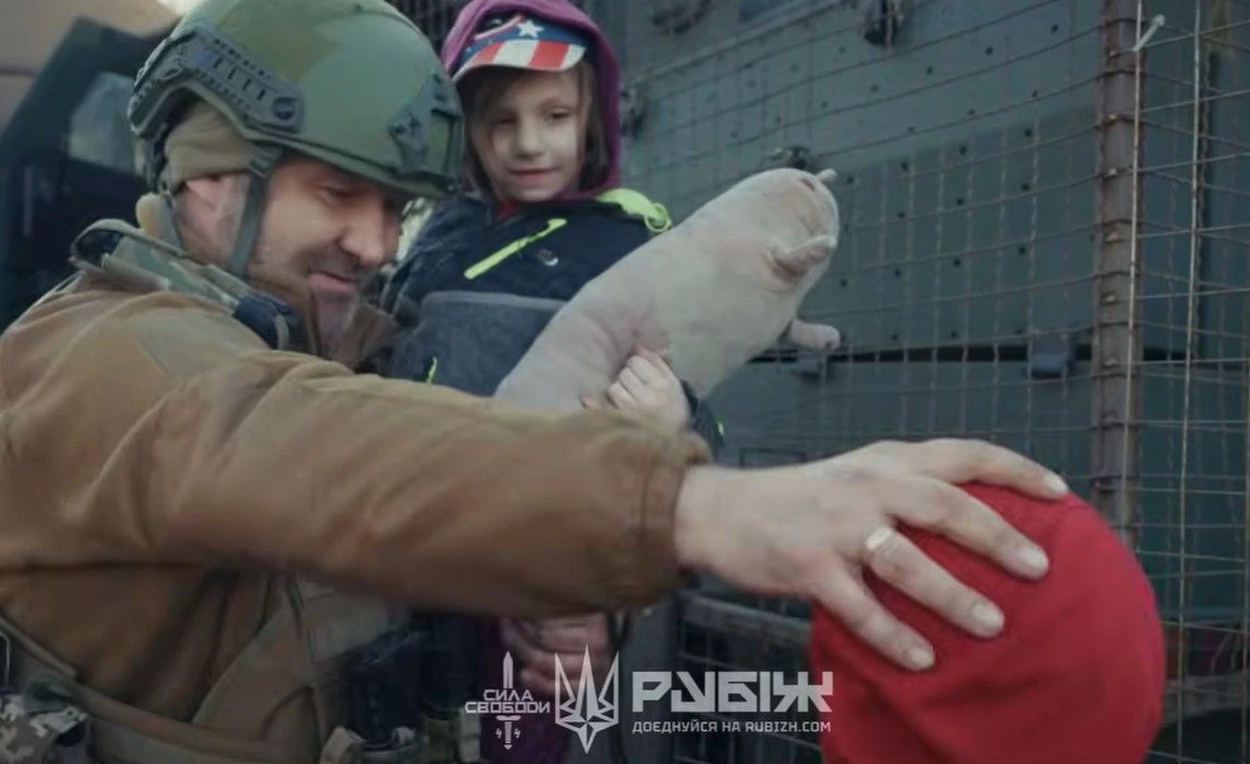 Стаття: Із Добропілля вдруге евакуювали дітей, але тепер без батьків – їх убив російський дрон