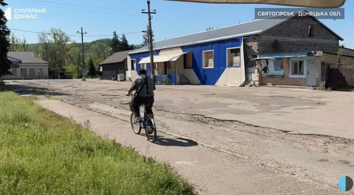Зображення посту: У прифронтовому Святогірську досі живуть пів тисячі людей