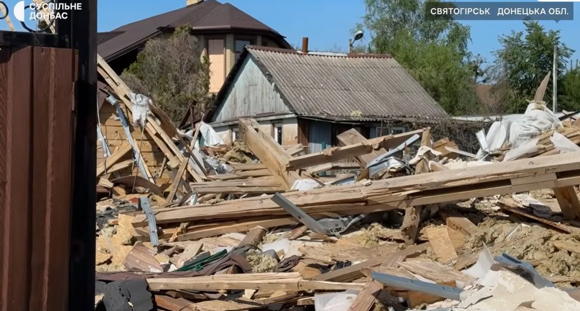 Зображення посту: У прифронтовому Святогірську досі живуть пів тисячі людей