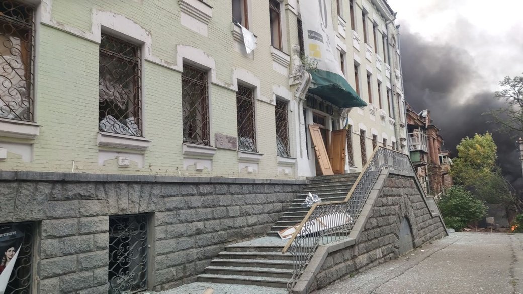 Стаття: Із музеїв Дніпропетровщини евакуювали 35 тисяч експонатів через війну
