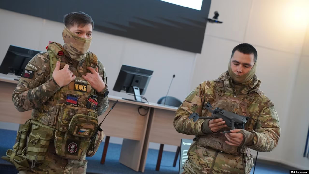 Стаття: Рекрутинг у деканатах: як РФ вербує студентів на окупованому Донбасі