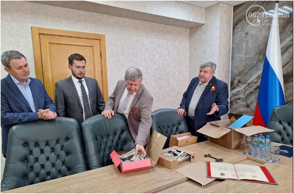 Зображення посту: РФ привласнює історію «Азовсталі»: архіви заводу передадуть музеям «ДНР»