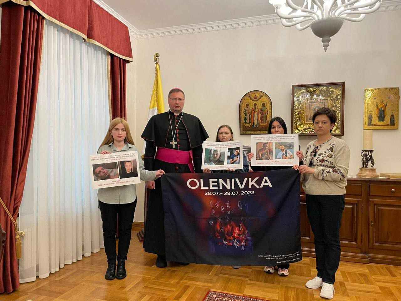 Зображення посту: «Оленівка триває»: як родини  захисників Маріуполя пʼятий рік намагаються повернути своїх рідних додому.