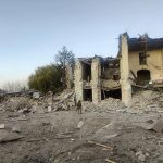 Зображення посту: У Слов’янську російські авіабомби частково зруйнували один із найстаріших навчальних закладів міста
