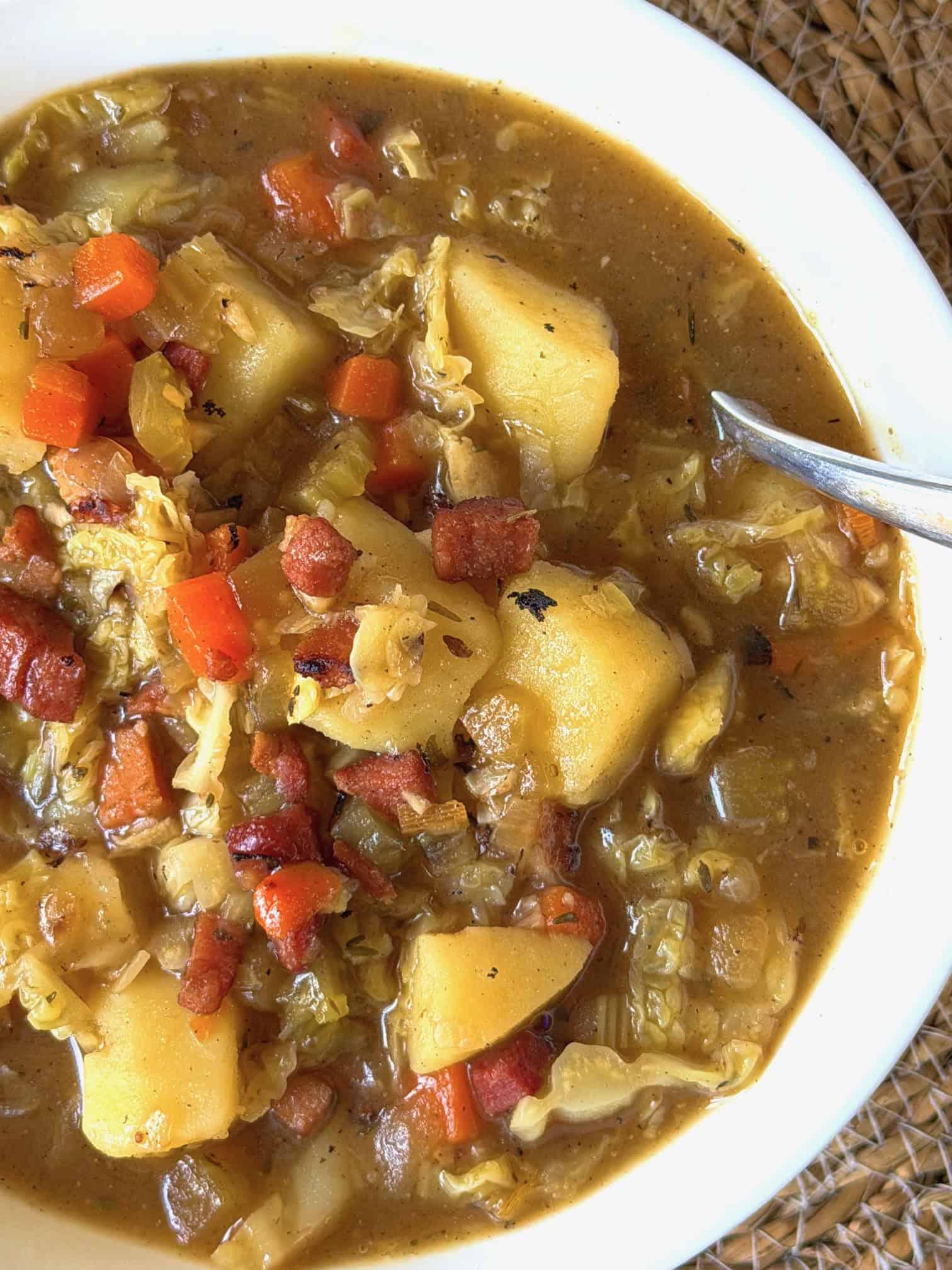 irish bacon, cabbage and potato soup