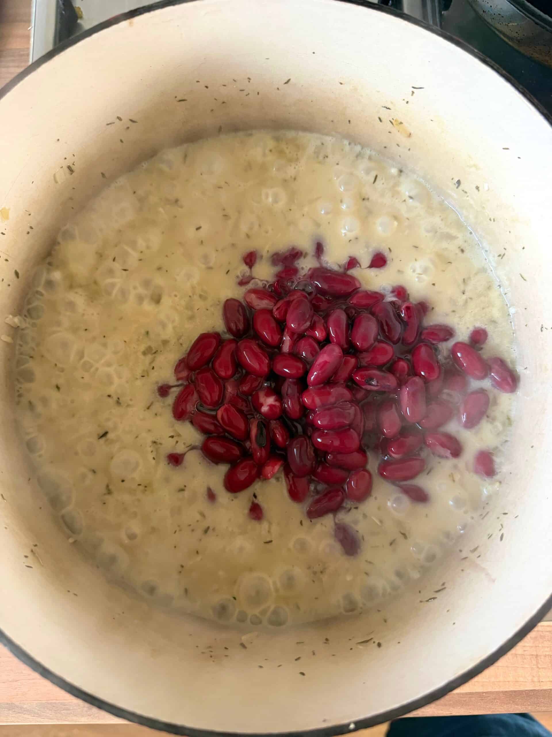 add in kidney beans to the rice