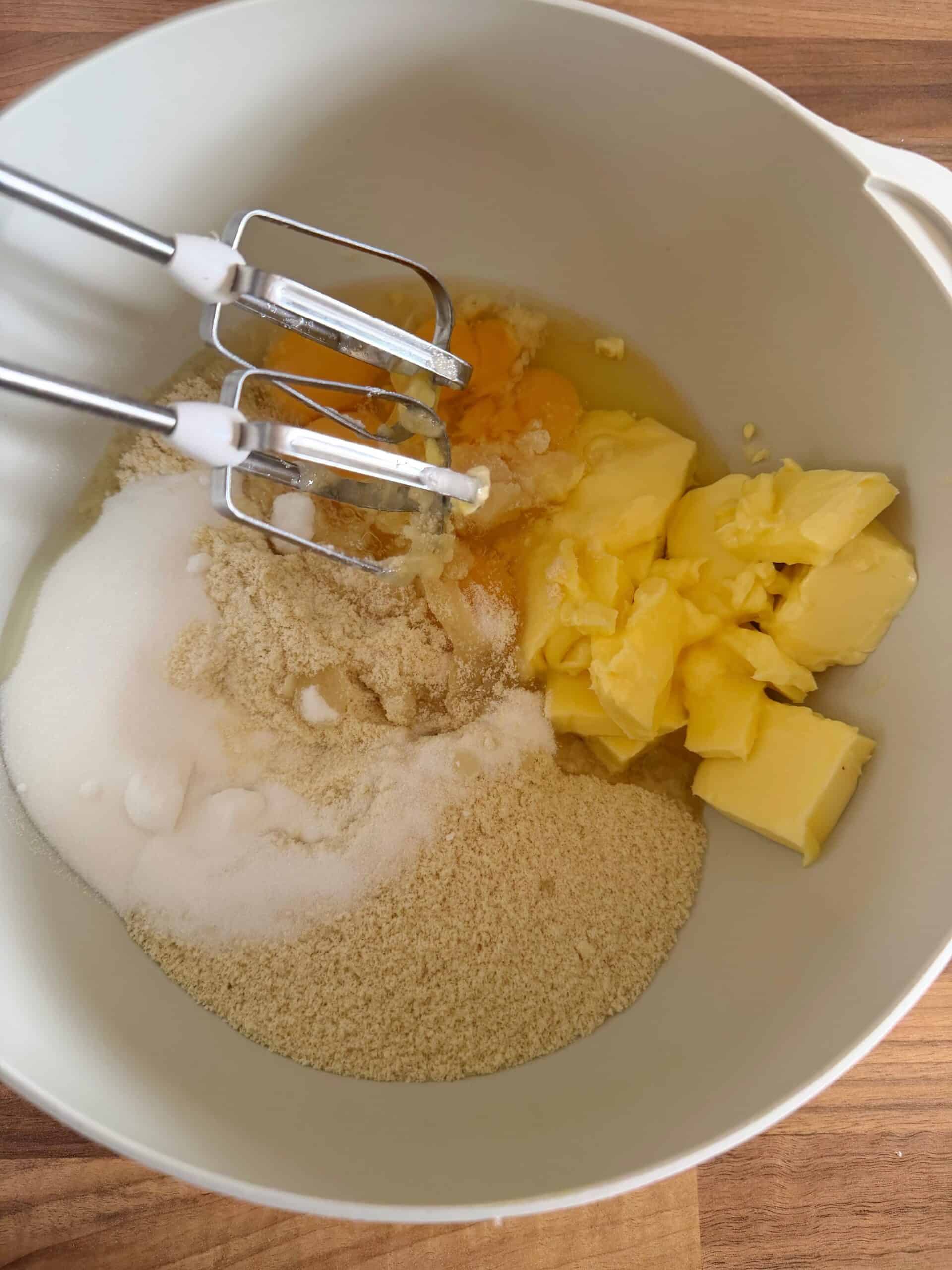 whisk ingredients for frangipane