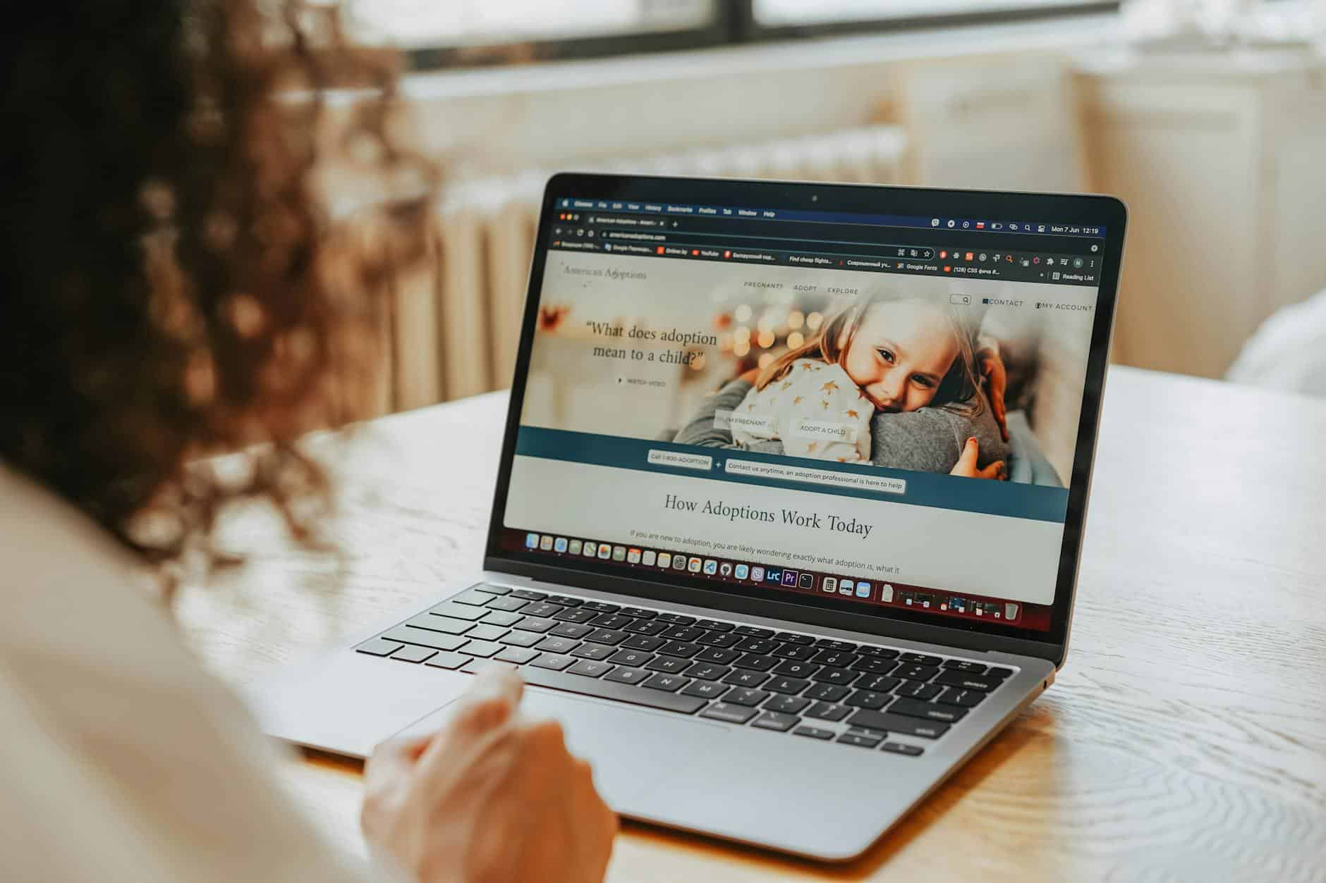 The Best Website Builders in 2026: An Honest Comparison for Anyone Starting (or Growing) a Site