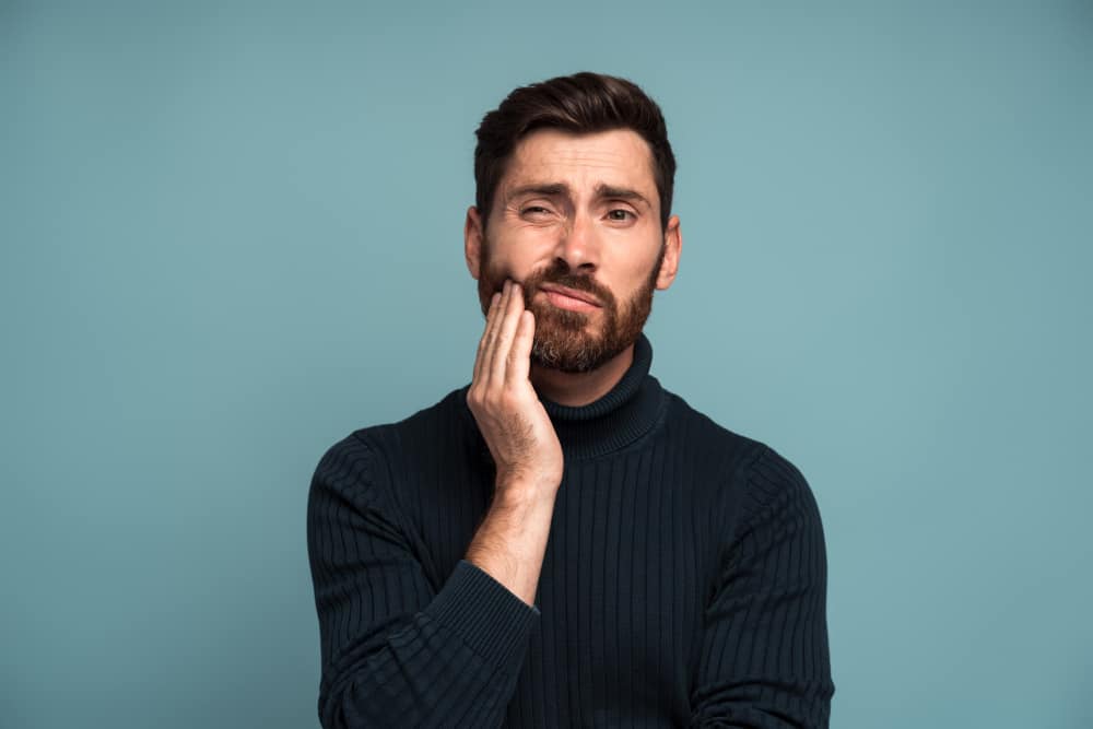 Altre cause comuni delle macchie dei denti