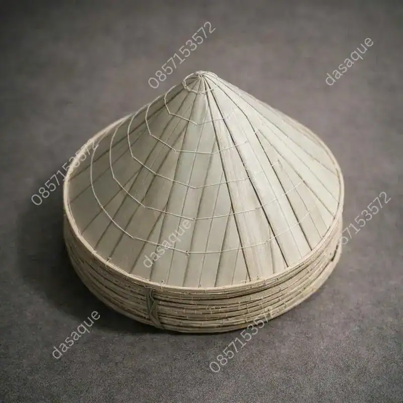 nón lá nhỏ lưu niệp