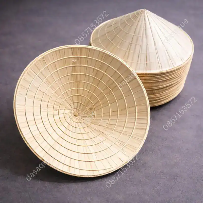 nón lá nhỏ quà tằng sài gòn