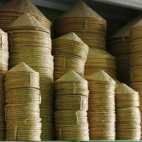 nón lá nhỏ trẻ em