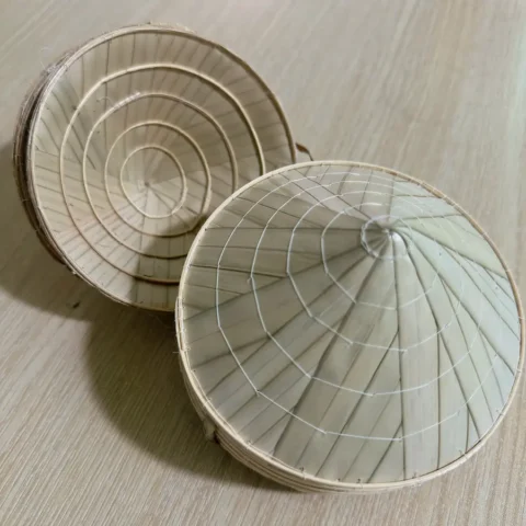 nón lá nhỏ trang trí
