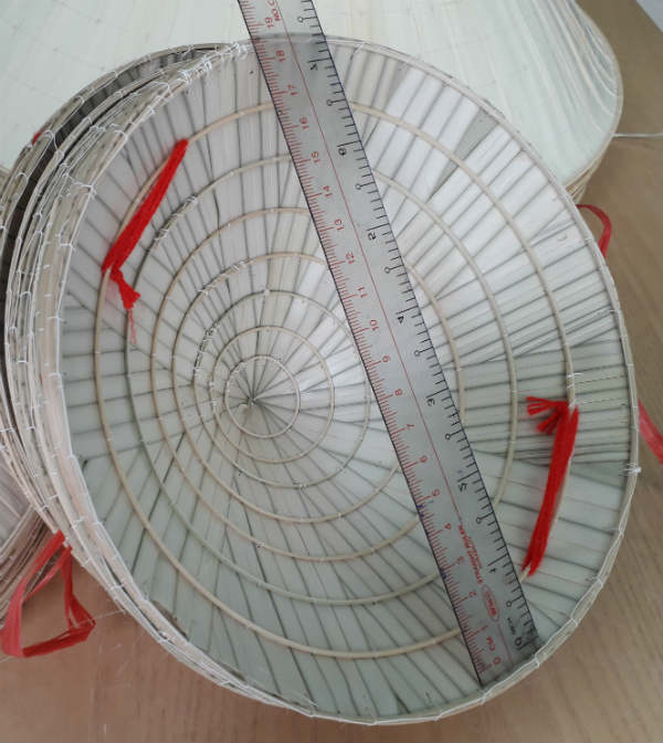 nón lá nhỏ kích thước 20cm