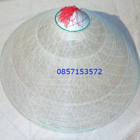 nón lá lưới hay còn gọi là nón lá xương