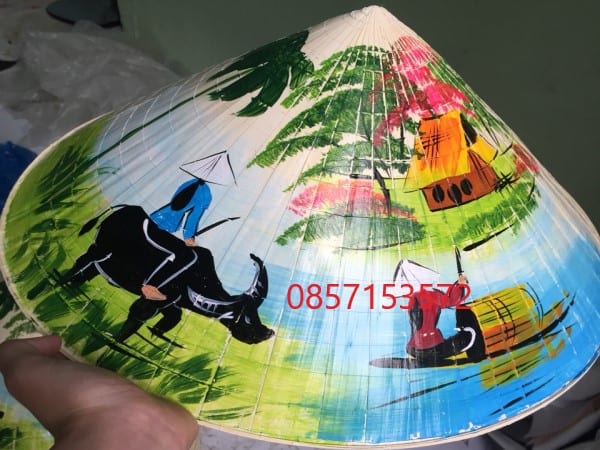 giá dịch vụ vẽ nón lá