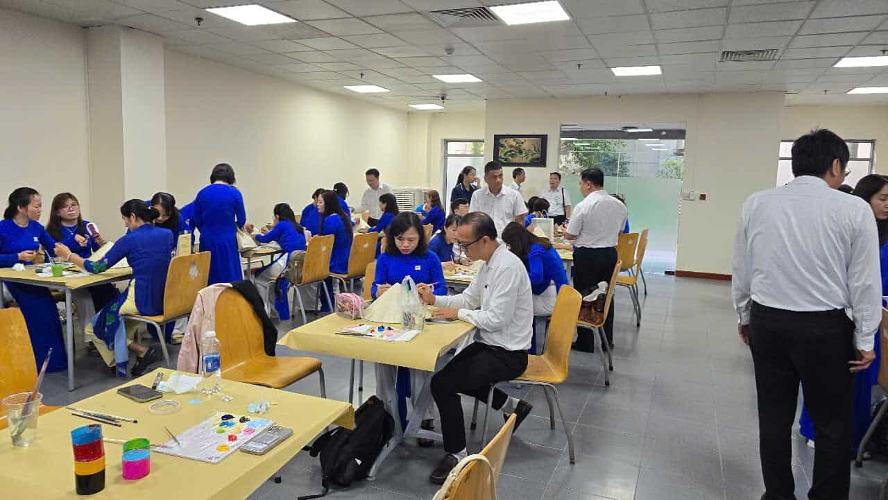 Handmade corporate gifts from a Vietnamese craft workshop in Ho Chi Minh City