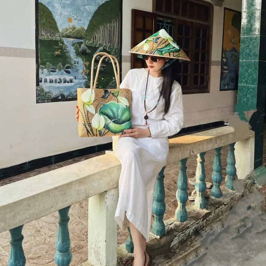 nón lá vẽ mỹ thuật sáng tạo 