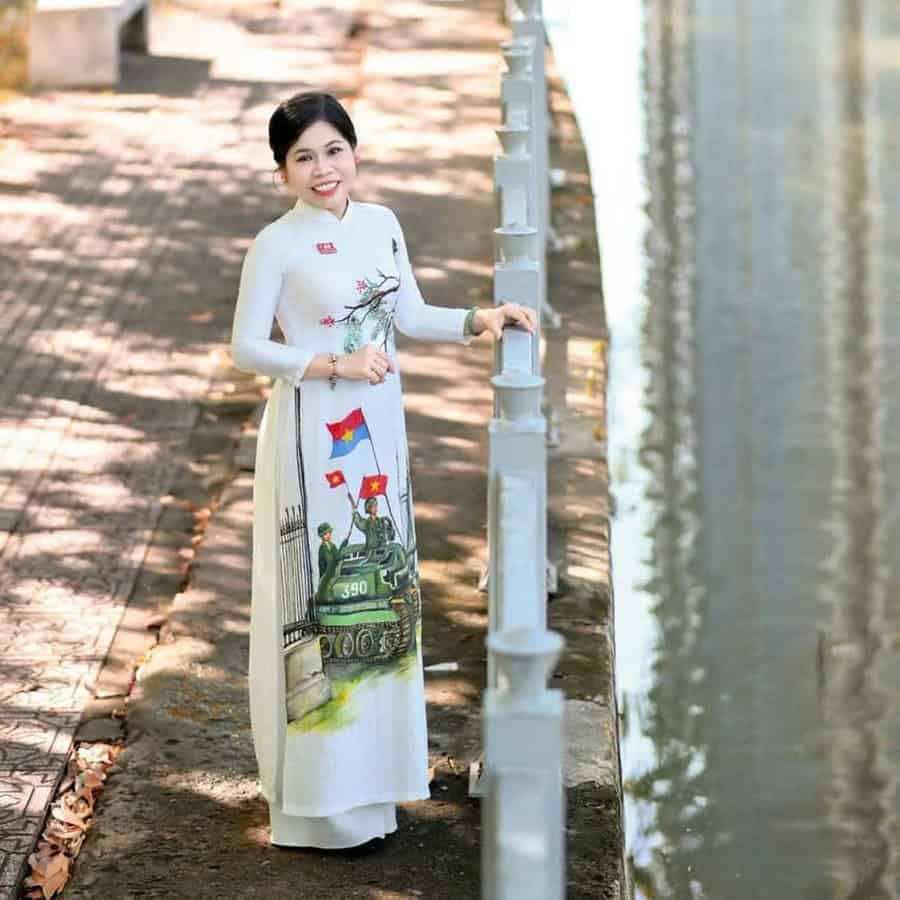 áo dài vẽ