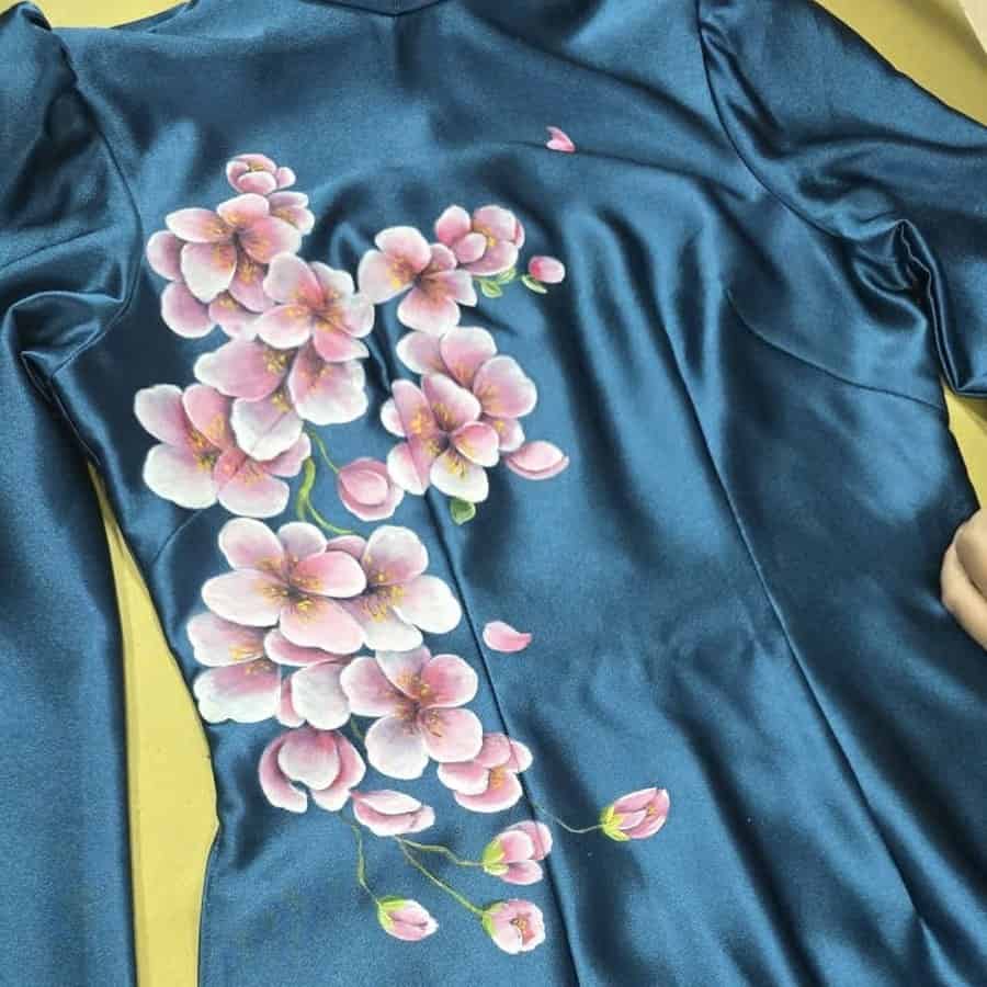vẽ áo dài vẽ tay