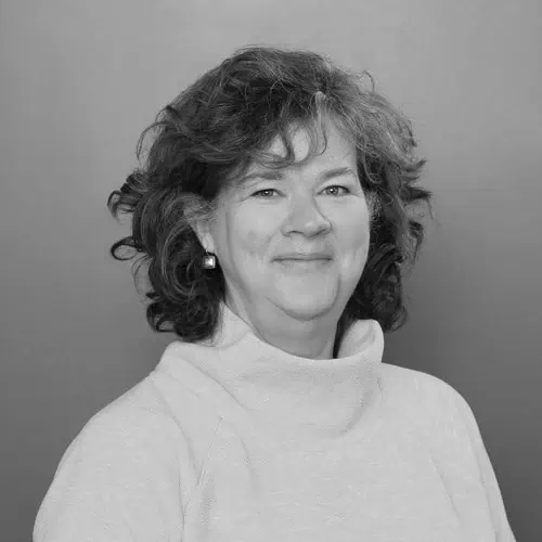 Margie Carr headshot