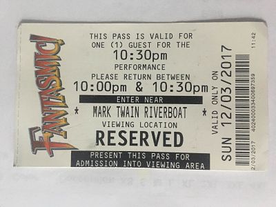 difference between Disney's Fastpasses and Universal's Express Pass