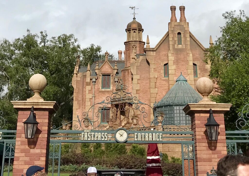 Haunted Mansion FastPass Sign