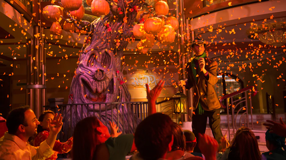 Did you know you can save up to 25 percent off a Disney Cruise right now? 3 HalloweenCruise PumpkinTree