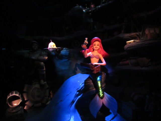 The Best Ways To Beat The Summer Heat At Disneyland 3