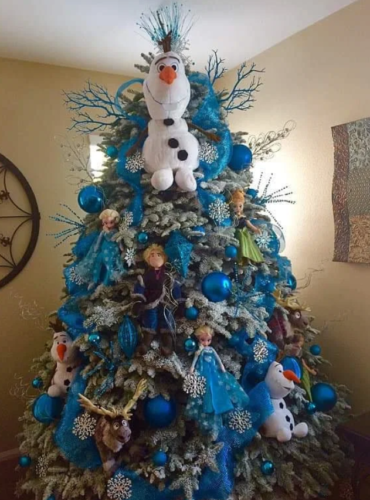 Celebrate the Holidays with a Disney Themed Christmas Trees 8 Celebrate the Holidays with a Disney Themed Christmas Trees 7