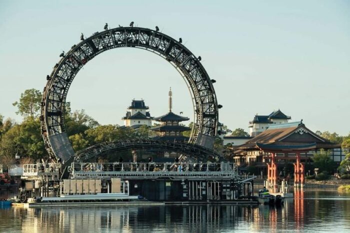 Six Story Tall Center Platform Installed For Harmonious In Epcot 1 Harmonious