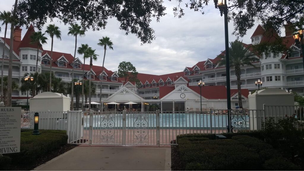 Disney should retheme the Grand Floridian with Mary Poppins 3 Grand Floridian