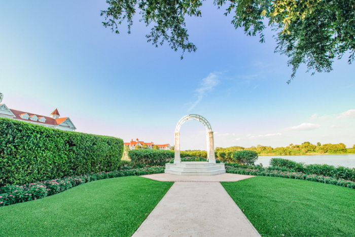 5 Perfect Springtime Locations You Can Get Married At Disney World 5 Disney weddings