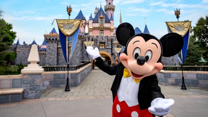 7 Ways To Have A Magical Summer At Disneyland! 1 Disneyland