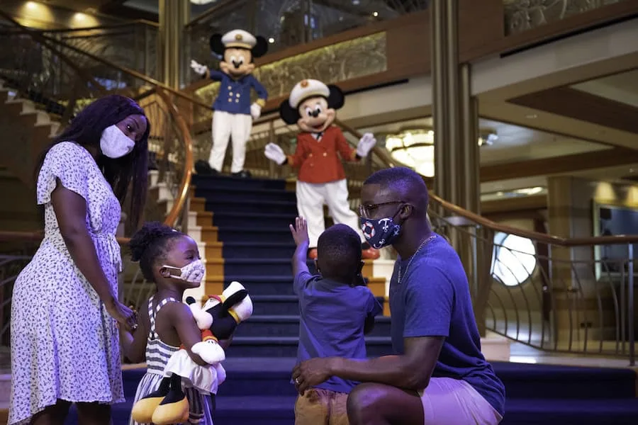 Disney Cruise Line offers Enchanting Entertainment for families 1 Disney Cruise Line offers Enchanting Entertainment for families 1