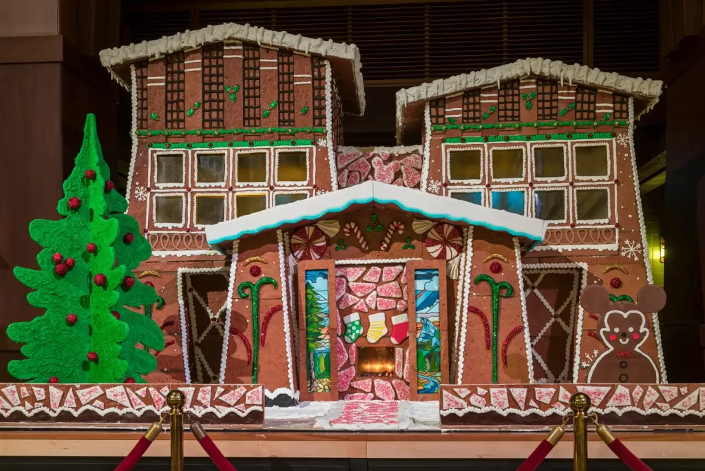 Disneyland Resort Holiday Season Fun Facts 3 Disneyland Resort Holiday Season Fun Facts 3