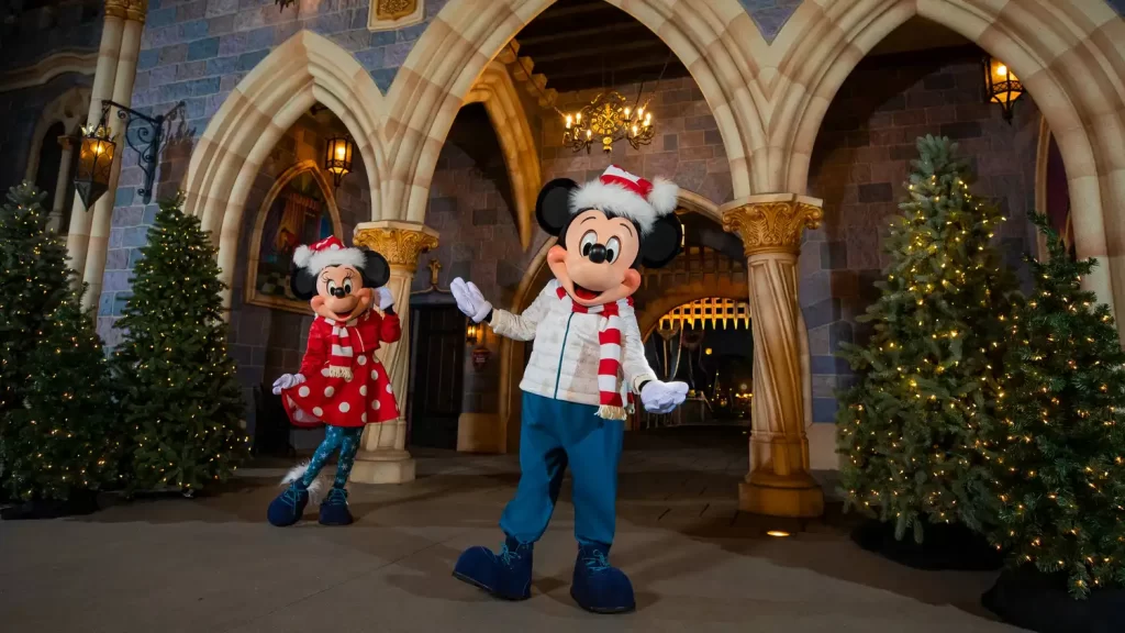 Disneyland Resort Holiday Season Fun Facts 5 Disneyland Resort Holiday Season Fun Facts 5